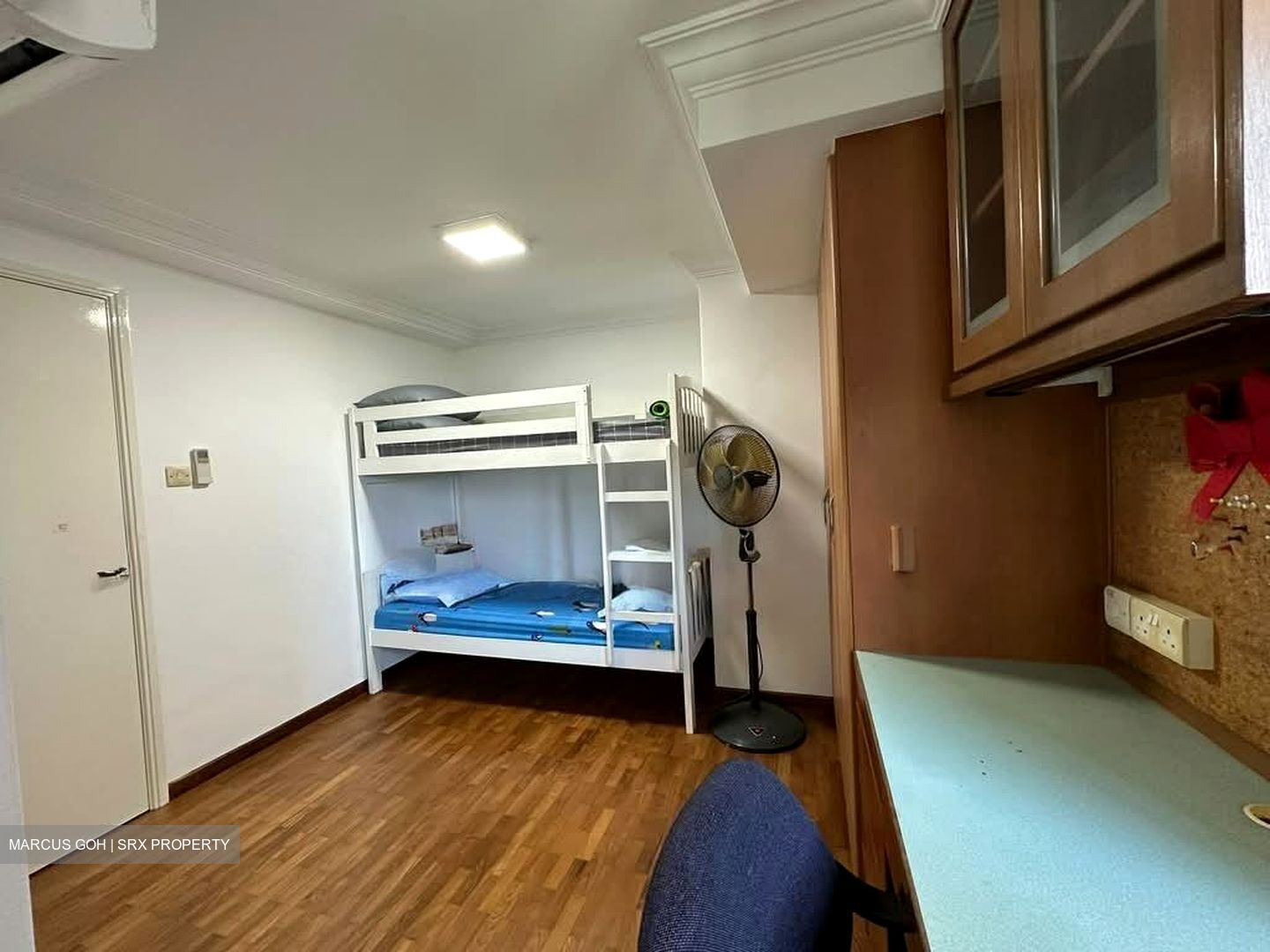 Evergreen Park (D19), Apartment #585606591